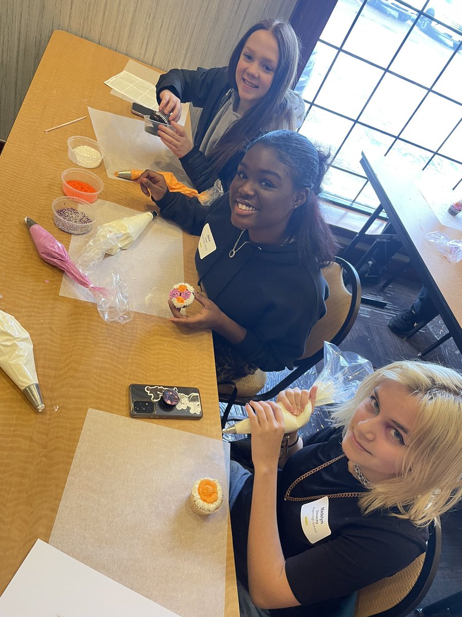 Rogers High School Culinary Arts tweet media