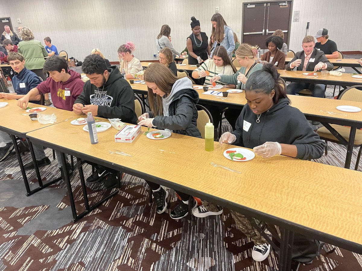 Rogers High School Culinary Arts tweet media