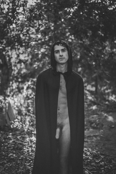 Tis the season of the witch!  📸 @burnedintofilm https://t.co/1pfA2QyJDE<a class="tags" target="_blank" title="On Twitter" href="/?out=eyJ0eXAiOiJKV1QiLCJhbGciOiJIUzUxMiJ9.eyJpYXQiOjE3MjA3NDMwNjMsImlzcyI6InR3cG9ybnN0YXJzLmNvbSIsIm5iZiI6MTcyMDc0MzA2MywiZXhwIjoxNzUyMjc5MDYzLCJyZWRpcmVjdF91cmwiOiJodHRwczovL3R3aXR0ZXIuY29tL2J1cm5lZGludG9maWxtIn0.f-Eu85UrdvOVHKT5XKwTWnzE4PQzKLyS86u4r-4Y_rrFASJEpCTsLr4-204iM_8SFR5LbzodIvPuwPT-5d-hcQ">@burnedintofilm</a>