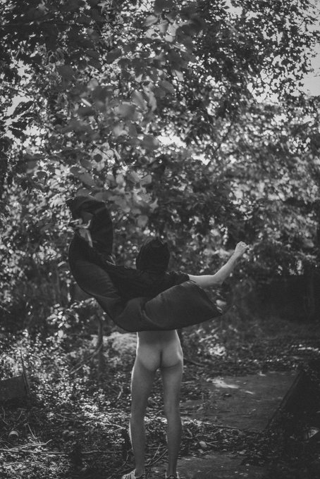 Tis the season of the witch!  📸 @burnedintofilm https://t.co/1pfA2QyJDE<a class="tags" target="_blank" title="On Twitter" href="/?out=eyJ0eXAiOiJKV1QiLCJhbGciOiJIUzUxMiJ9.eyJpYXQiOjE3MjA3NDMwNjMsImlzcyI6InR3cG9ybnN0YXJzLmNvbSIsIm5iZiI6MTcyMDc0MzA2MywiZXhwIjoxNzUyMjc5MDYzLCJyZWRpcmVjdF91cmwiOiJodHRwczovL3R3aXR0ZXIuY29tL2J1cm5lZGludG9maWxtIn0.f-Eu85UrdvOVHKT5XKwTWnzE4PQzKLyS86u4r-4Y_rrFASJEpCTsLr4-204iM_8SFR5LbzodIvPuwPT-5d-hcQ">@burnedintofilm</a>