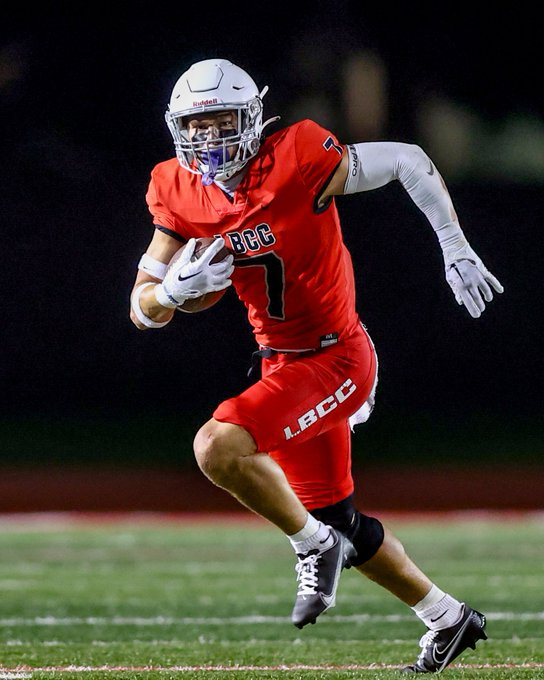 .. <a href="/h_foreman07/">Hagen Foreman</a> JUCO FS 6'1 195. C/O 2024. @VGOH_LBCC HL hudl.com/video/3/762928…