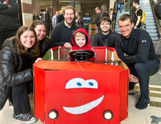 Here’s a little #Halloween cheer! Spokane’s annual Inclusive Halloween trick-or-treating event features adaptive costumes – each constructed with the help of EWU occupational and physical therapy students. #GoEags 

Read more! go.ewu.edu/adaptivecostum…