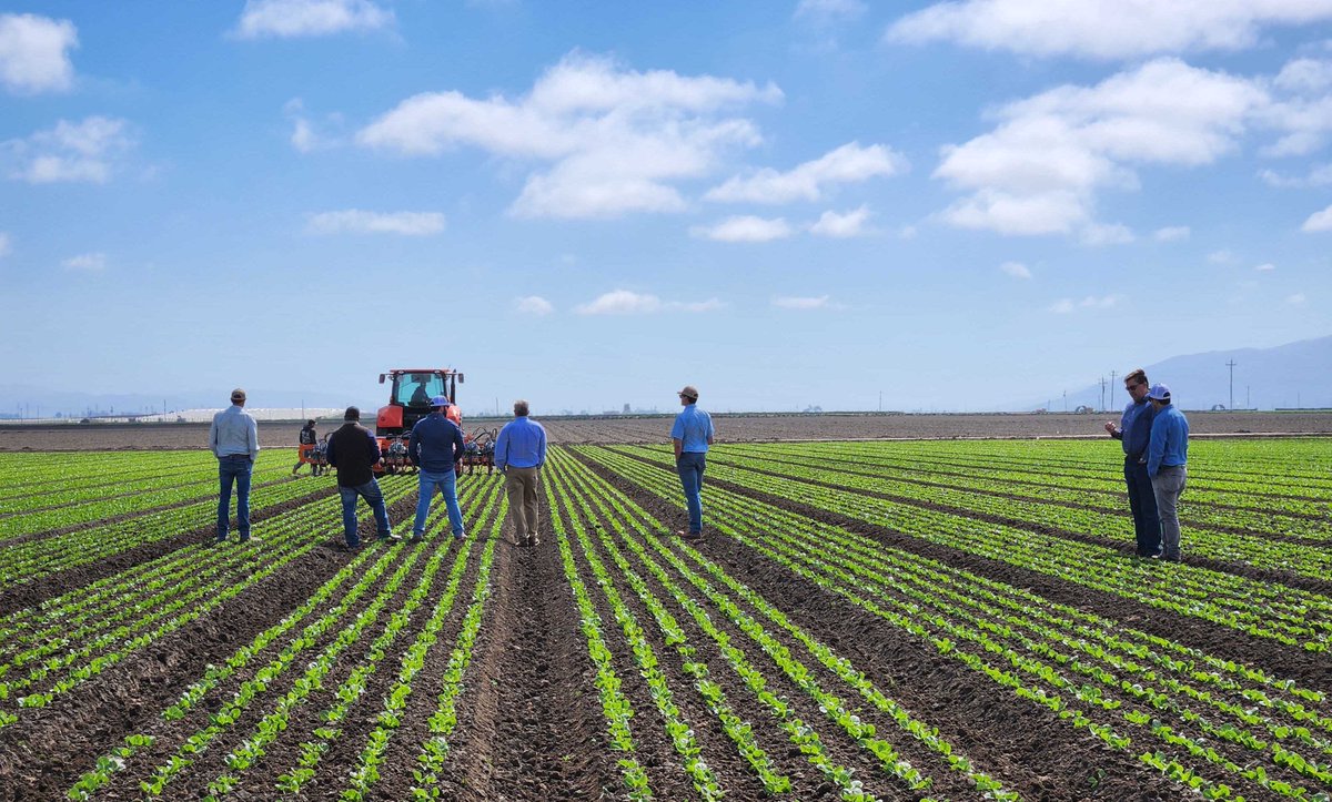 FarmWiseLabs's tweet photo. We just celebrated with our customers another great year at growing specialty crops in the Salinas Valley! To all our champions and advocates, thank you! We’re excited to continue on this mission with our next-generation machine, Vulcan.
#agtech #precisionag #precisionweeding https://t.co/2Jf3C8d1dq