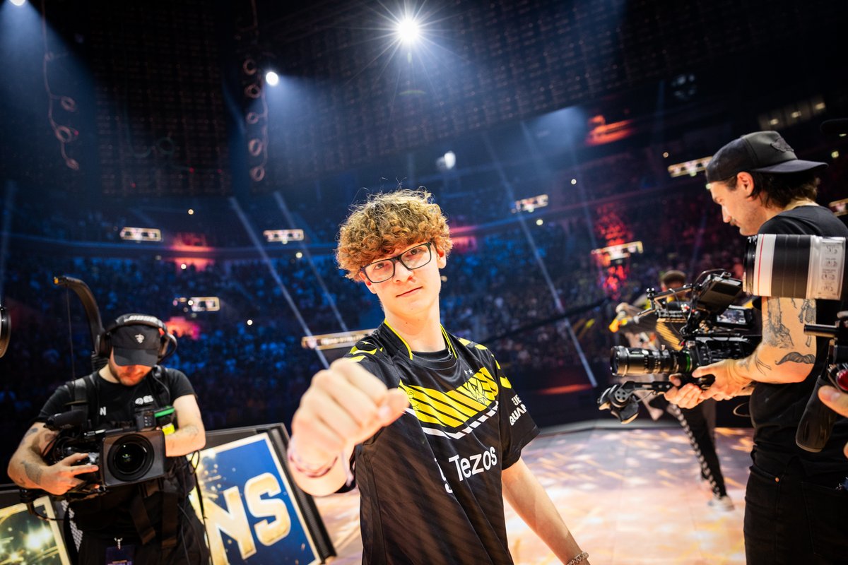 Team Vitality 🐝 (@teamvitality) on Twitter photo Notre prodige Rocket League <a href="/zenrll/">Vitality zen</a> a été élu Joueur de Simulation Sportive de l'année par <a href="/Fra_esports/">France Esports</a> ! 🏆
Félicitations 💛 Notre prodige Rocket League <a href="/zenrll/">Vitality zen</a> a été élu Joueur de Simulation Sportive de l'année par <a href="/Fra_esports/">France Esports</a> ! 🏆
Félicitations 💛