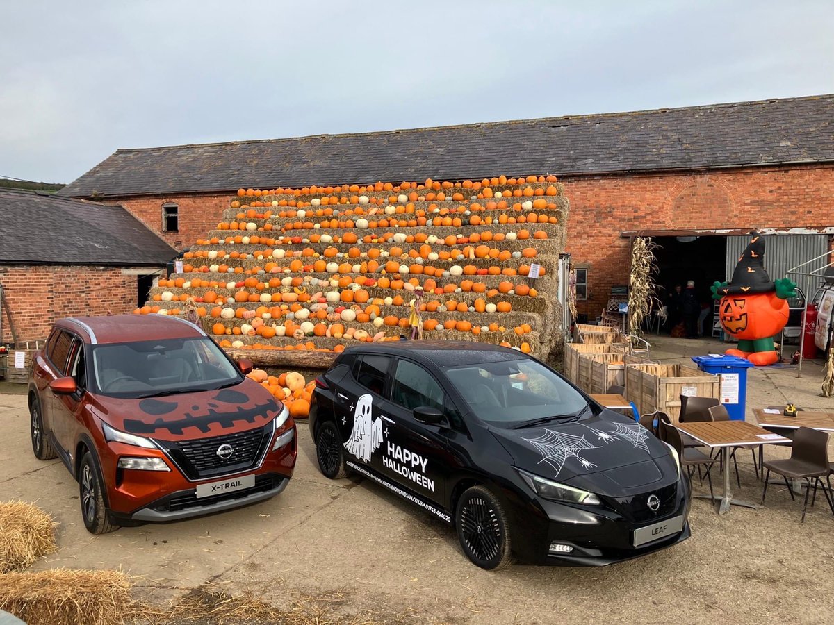 Cyclone_Signs's tweet image. Happy Halloween to all our customers and friends from us at Cyclone Sign and Print! 👻🎃

@greenhous 
#halloween #halloween2024 #vehiclegraphics #cyclonesigns #NissanLEAF #NissanXTrail #Nissan