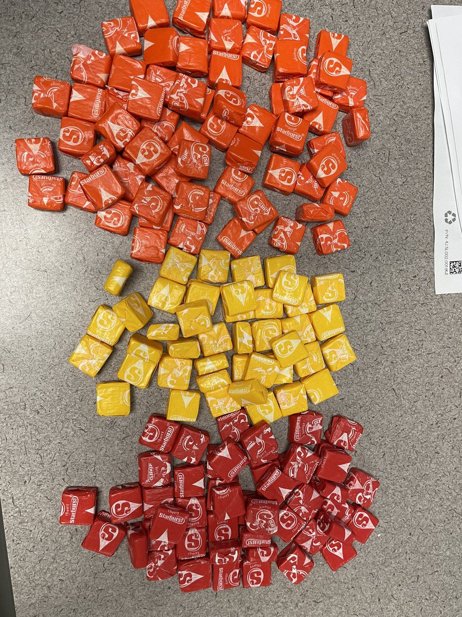 BeckyVanV's tweet photo. I know the @Barbie movie was a big hit with Pink items going out of stock but I figured @Starburst would not be too affected. So when I buy a family size bag and find out there is not one single pink starburst I’m a little sad. Where is the pink??? A girl loves her pink!!! 🍬🍬 https://t.co/gHRE7njub4