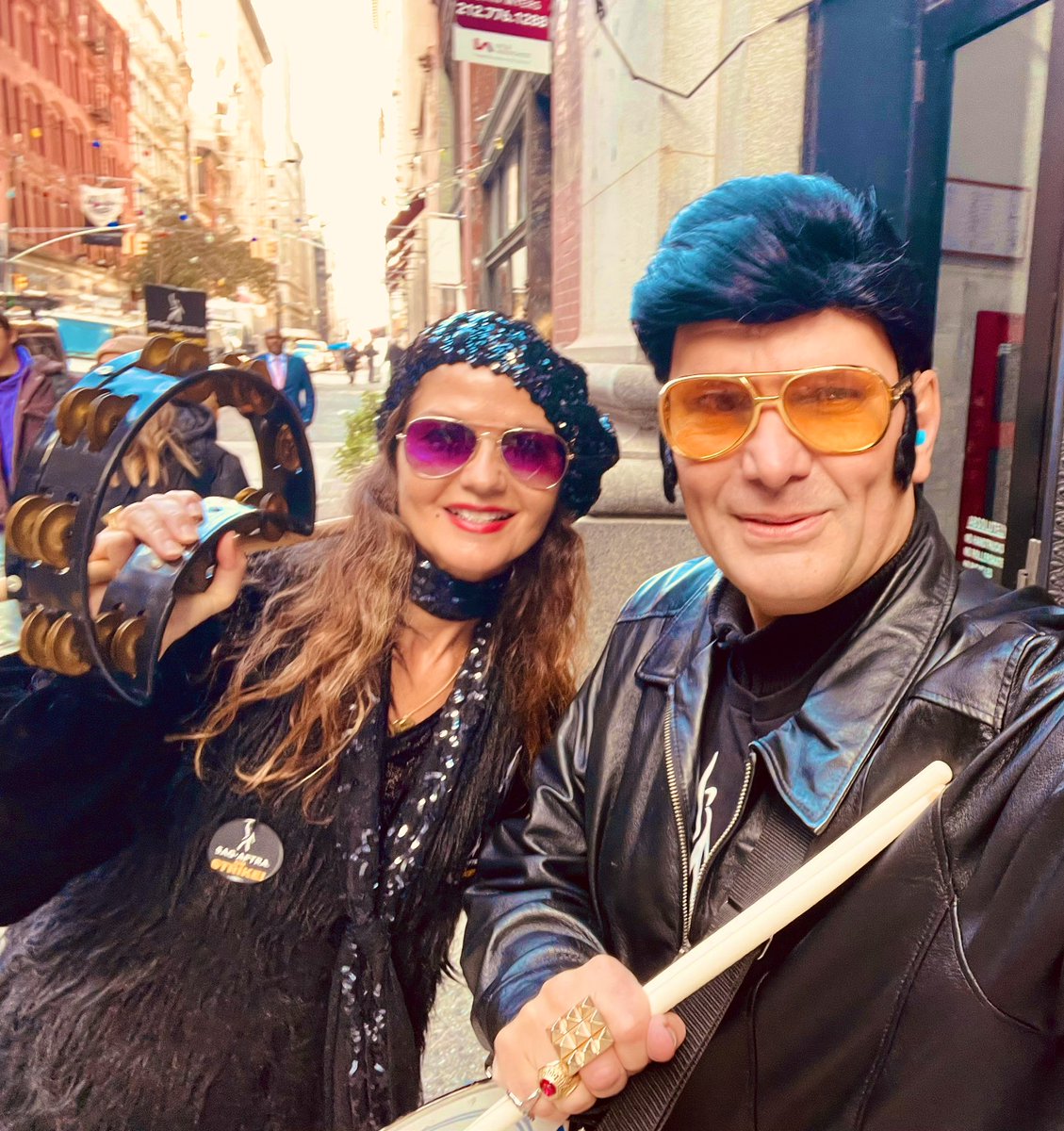 In the spirit of Halloween & our mega outing in solidarity, - singer/actress @JillHennessy as Stevie Nicks & yours truly as Elvis….✨🎬 #SagaftraChallenge @pagesix @SagAftra #SagAftra @nypost @DEADLINE @THR @snydenydn #Equity #AFM @ViralNewsNYC @nytimes #ActorsWorld #TheaterNYC