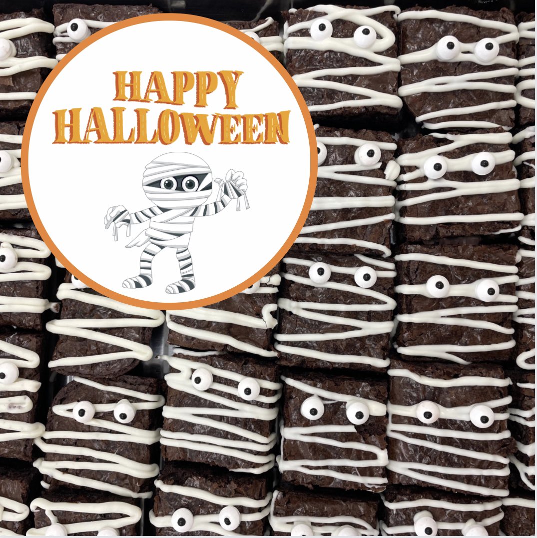 Mummy Brownies courtesy of one of our talented students!!💗 Happy Halloween!