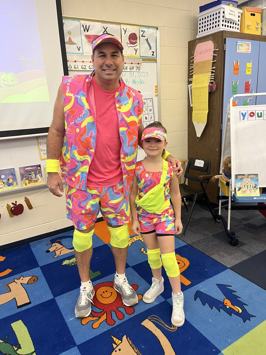 Ms. Laricy tweet media