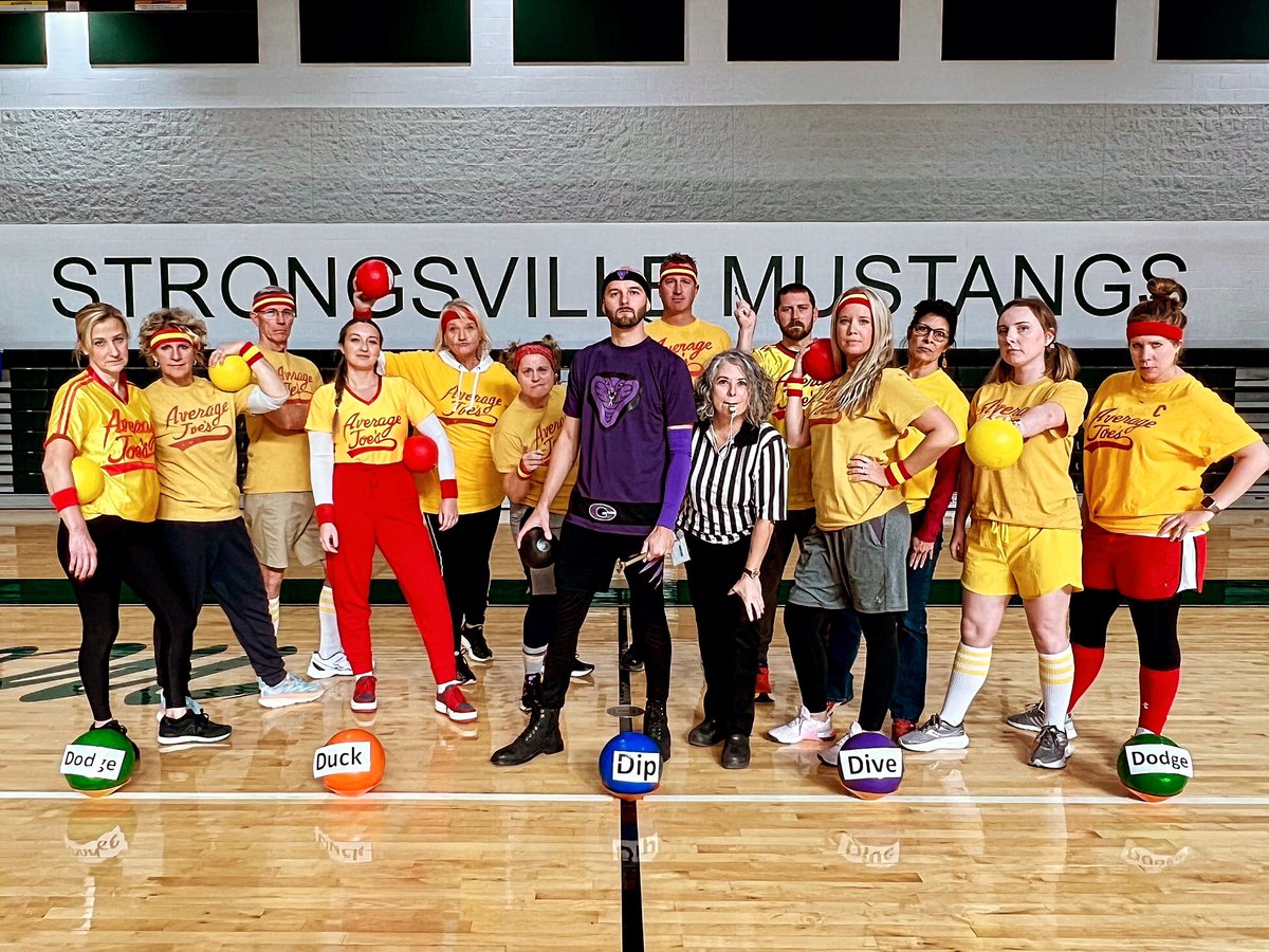 PEwithMsB's tweet photo. Not your Average Joes - Voyager Team - SMS https://t.co/Ix6BPuFsxQ