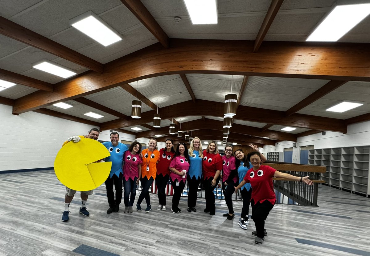 Mrs. Dunn tweet media