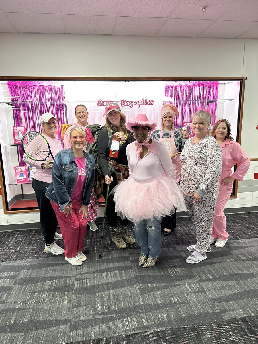 The Preston Office Crew rocking it! 
Hi Barbie! 💜💗#thePrestonPride