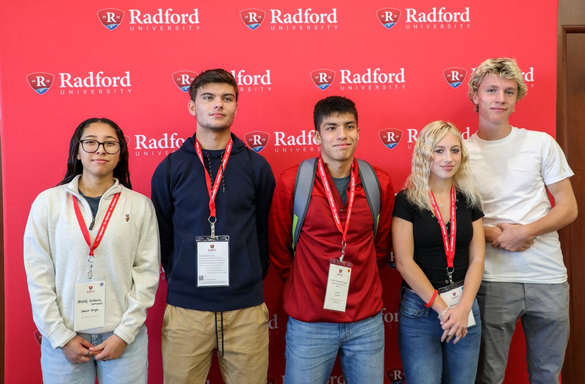 ReadyforRadford's tweet photo. Open House had us fall-ing for Radford all over again! 🍂 
Find more photos on Facebook: https://t.co/Nn8uRfpq0u
Register for our next two upcoming Open Houses at Radford University Carilion on Nov. 4 and on Main Campus on Nov. 11. https://t.co/C82d07LhcO https://t.co/dZt4NE4FQv