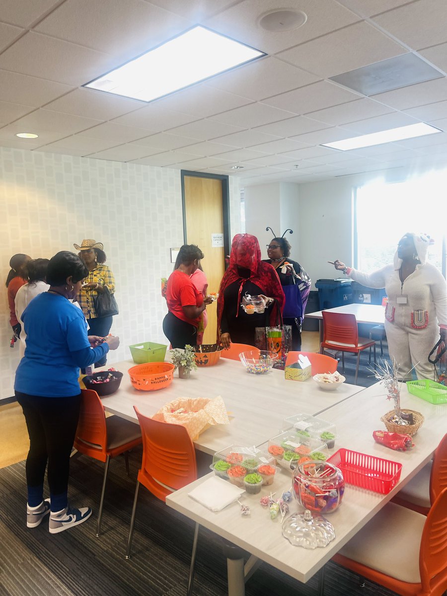 Nicole Lawson tweet media