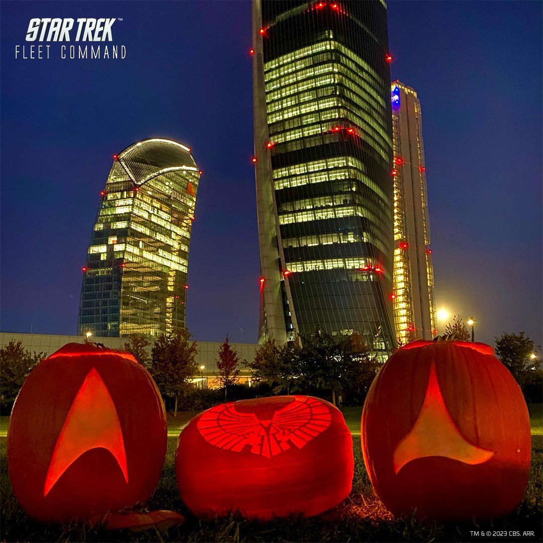Happy #Halloween 🎃 🎃 Comment the best carved pumpkin below 👇 #StarTrek
