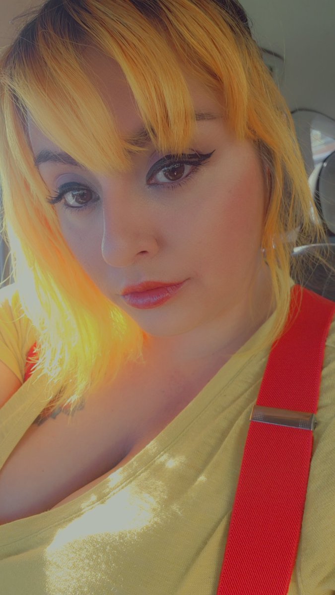 cass_fos's tweet image. Happy Halloween everyone ❤️❤️