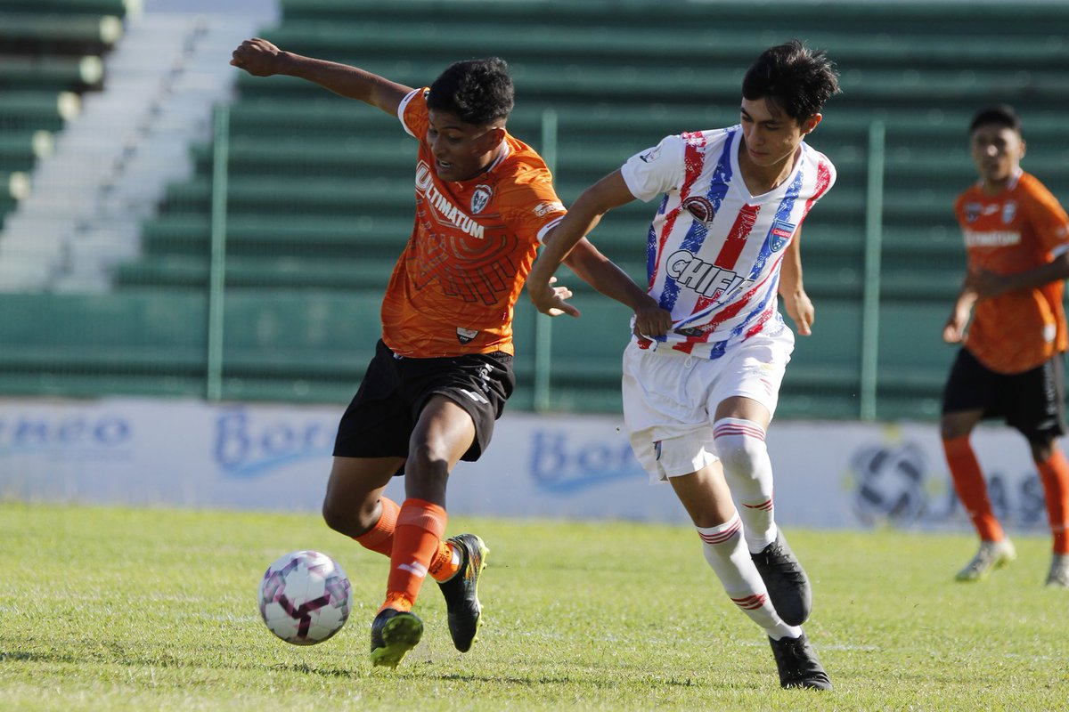 paco_jf's tweet photo. Se llevan el clásico | El Centro de Formación Chiapas Fútbol derrotó 1-0 a Lechuzas UPGCH. José Antonio Edén marcó el gol del triunfo en el juego correspondiente a la fecha 7 del grupo 2 de la @LigaTDP @Terceramex @3ratv #futbol #Chiapas #ligatdp https://t.co/VE6gWRb4XZ