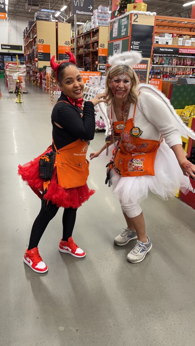 Spooky 👻 day at 0128!! Having fun with the customers and associates 
<a href="/JohnMorenoHD/">John Moreno</a> <a href="/SusanMc79457080/">Susan McCauley</a> <a href="/KarinyThomas2/">Kariny Thomas MASM 🇩🇴🇩🇴@ 0128 Conyers</a> <a href="/LisaSpe22074022/">Lisa Speer</a> <a href="/tashasmithasds/">Tasha Smith</a> <a href="/BohannonTodd/">Todd Bohannon</a> <a href="/SharptonDavid/">David Sharpton</a> <a href="/thdtunya/">Tunya Williams</a> <a href="/Renefarr1/">Renefarr</a>