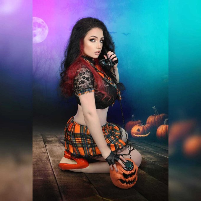 Who you gonna call?  Happy Halloween pt 2 👻 https://t.co/G8zBNnFT0Z