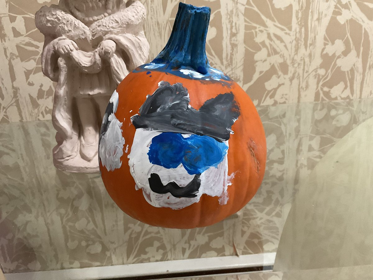 AliArab1244669's tweet photo. @enceladus_real  enceledus but he’s a pumpkin https://t.co/FXZy2geKUr