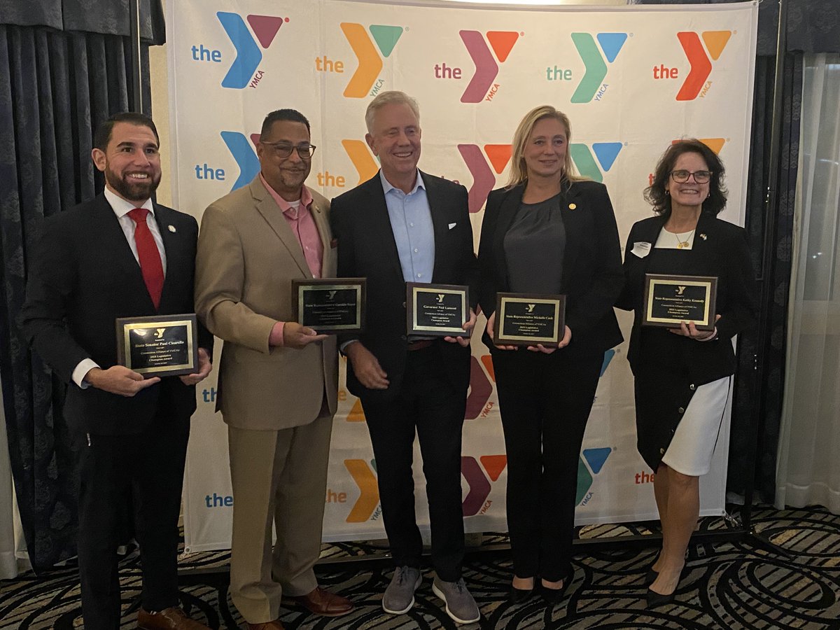 CTYAlliance's tweet photo. From Thursday evening's Y Leaders' Dinner.   A fantastic group of lawmakers who support Connecticut YMCAs.  Thank you!! https://t.co/IQKtoAhQec