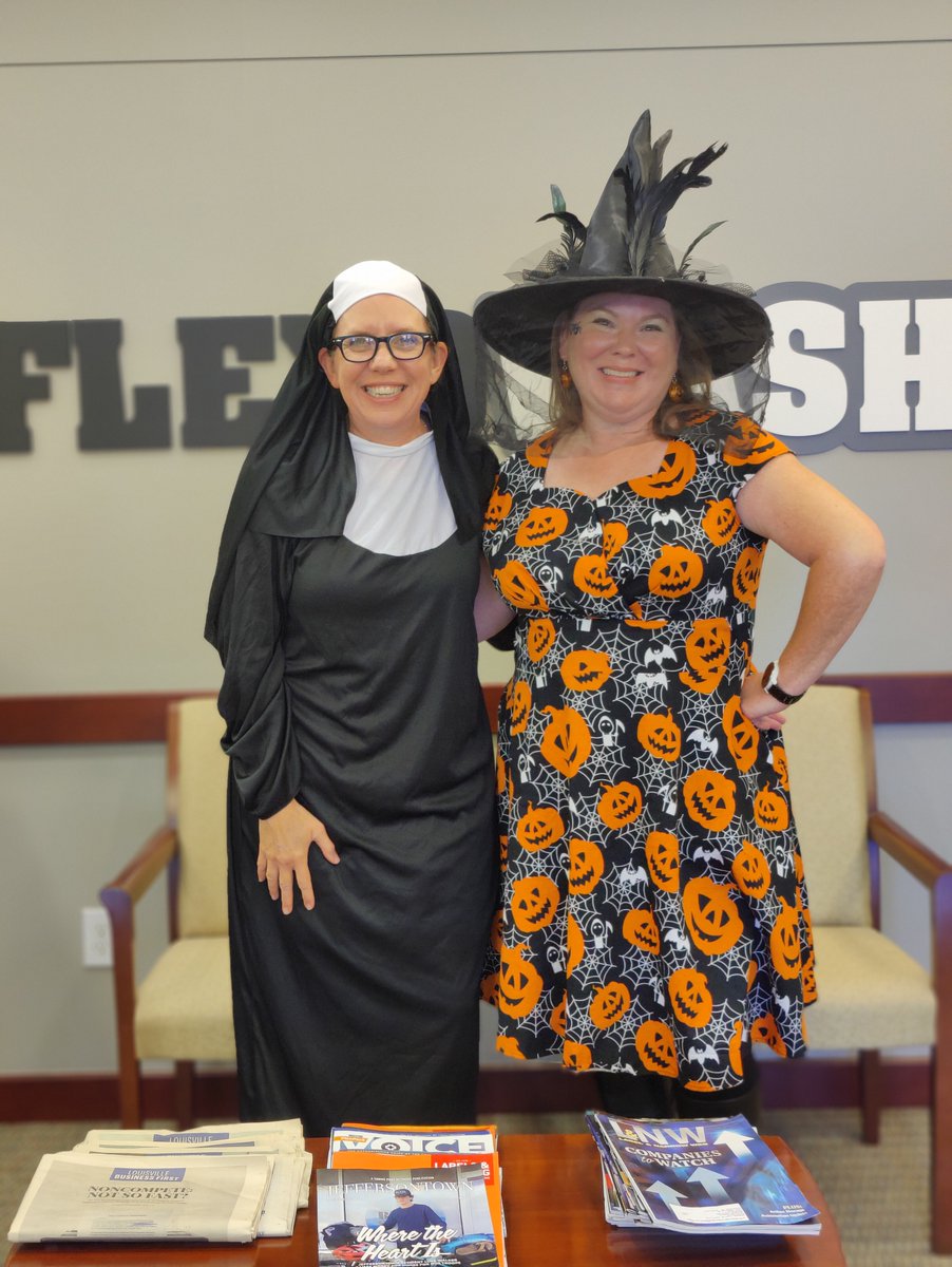 Sister Heidi and Halloween Natalie wish you a very Happy Halloween from Flexo Wash🎃🎃
