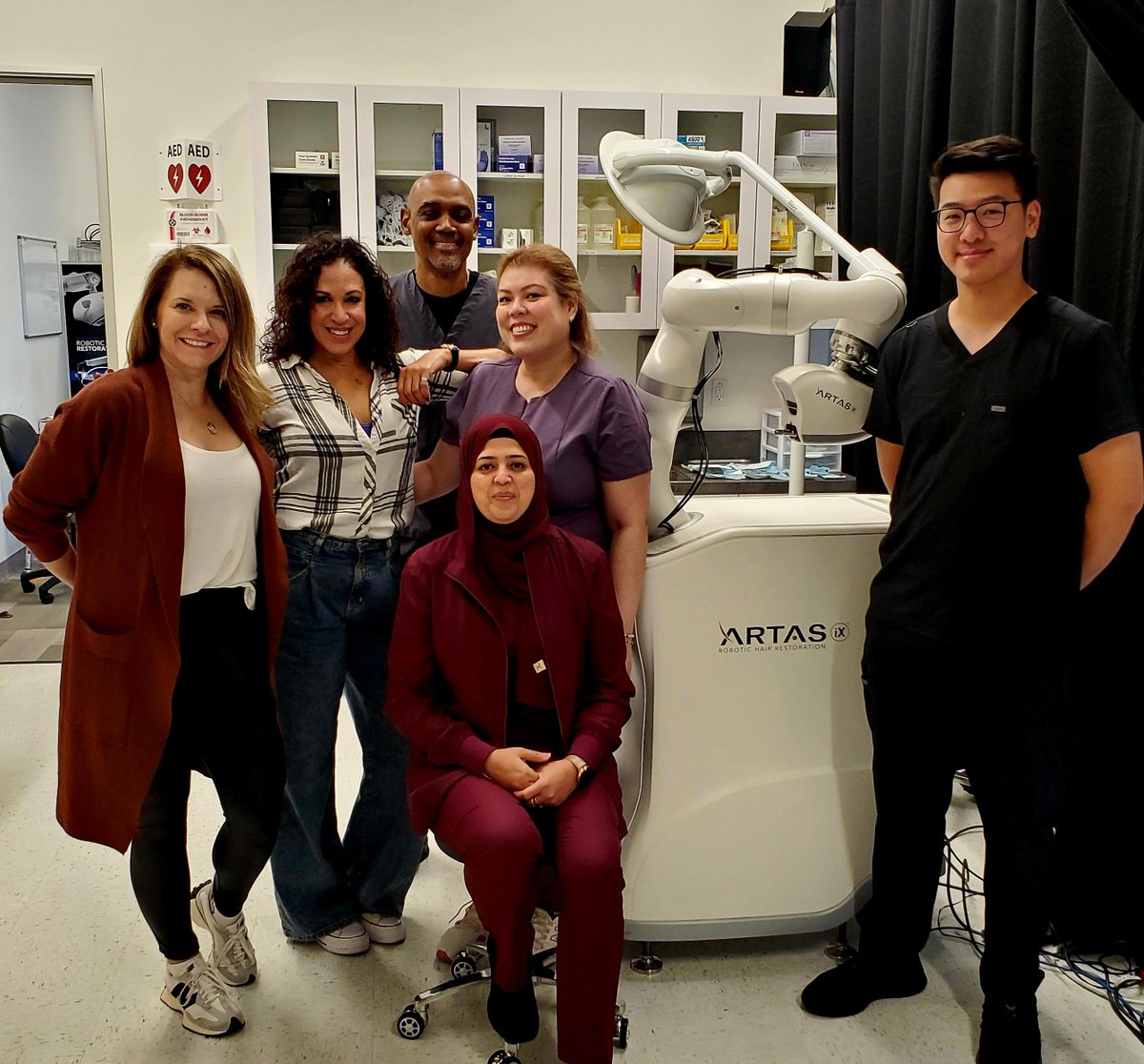 VenusHairAI's tweet photo. 🌟 Celebrating Remarkable Achievements! 🌟
 
We are thrilled to announce the outstanding success of our latest Certified ARTAS® Robotic Hair Restoration Technician Training program! 💪🎓✂️
 
This is just the latest chapter in many of our attendee’s remarkable journey’s! https://t.co/dsecECRXXF