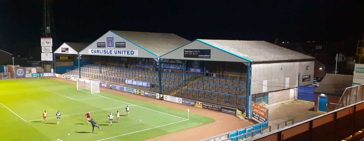 smilerhopper's tweet photo. #groundhopping #Cumbria at Brunton Park home of @officialcufc @EFL league 1 for the @FAYouthCup1415 1st round proper between @officialcufc u18 v @AcademyBFC @BarnsleyFC u18 #roundhopping ko1800 #newgroundalert Game number 121 1 of the 92, cold bitter night 4 degrees at kick off https://t.co/rjHDzUGryL