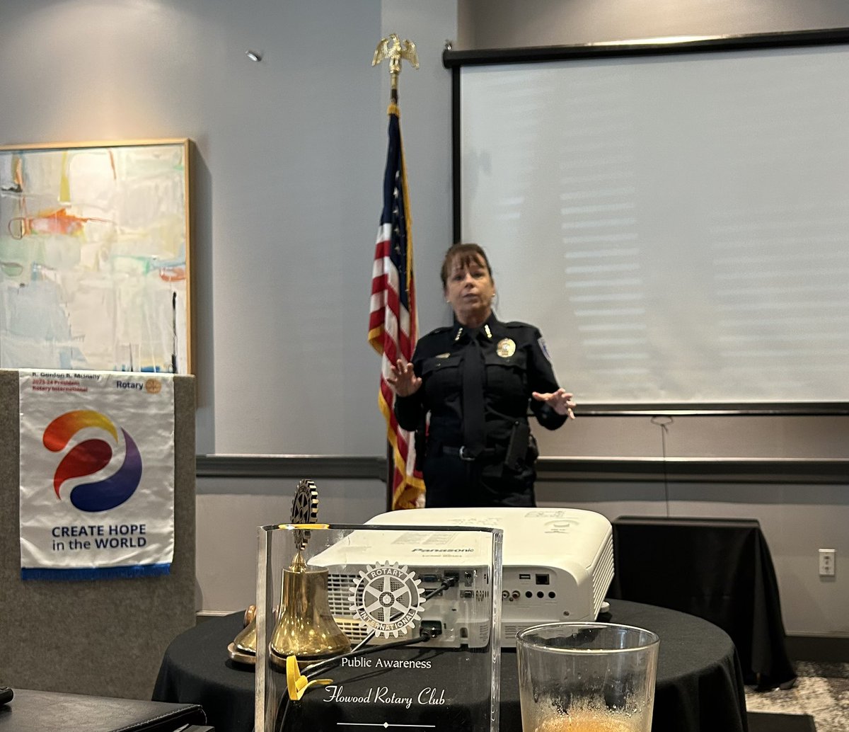 UMMCPolice's tweet photo. Thank you to the Flowood @Rotary Club for inviting Chief Paradis as a guest speaker to this week’s meeting. We are always excited to share about the awesome things happening at the U! #CommunityEngagement #UMMCPD https://t.co/XnrJmrUYPi