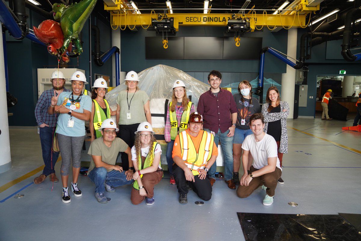 Lindsay Zanno tweet media