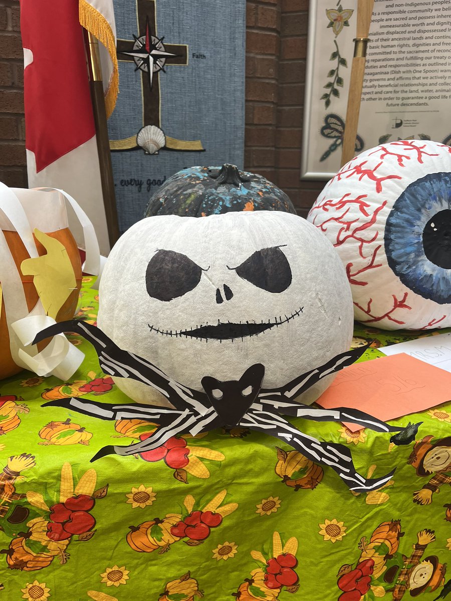 MissRachner's tweet photo. Happy Halloween! 🎃 @StJohnPaul2 https://t.co/4zFKIJq9ES