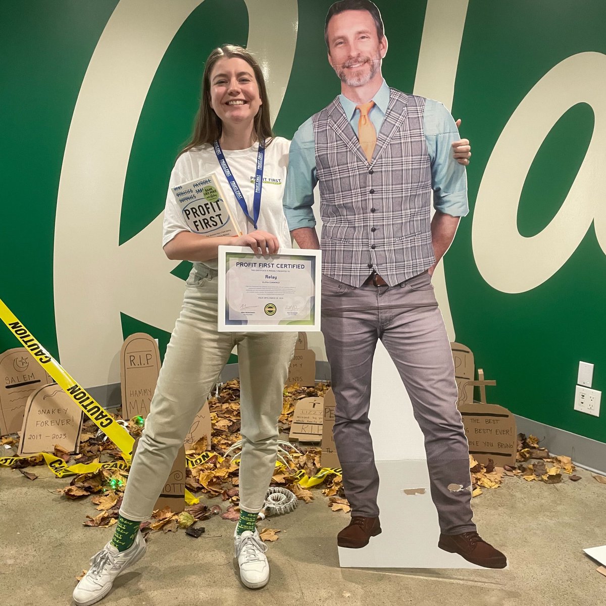 Olivia Cummings tweet media