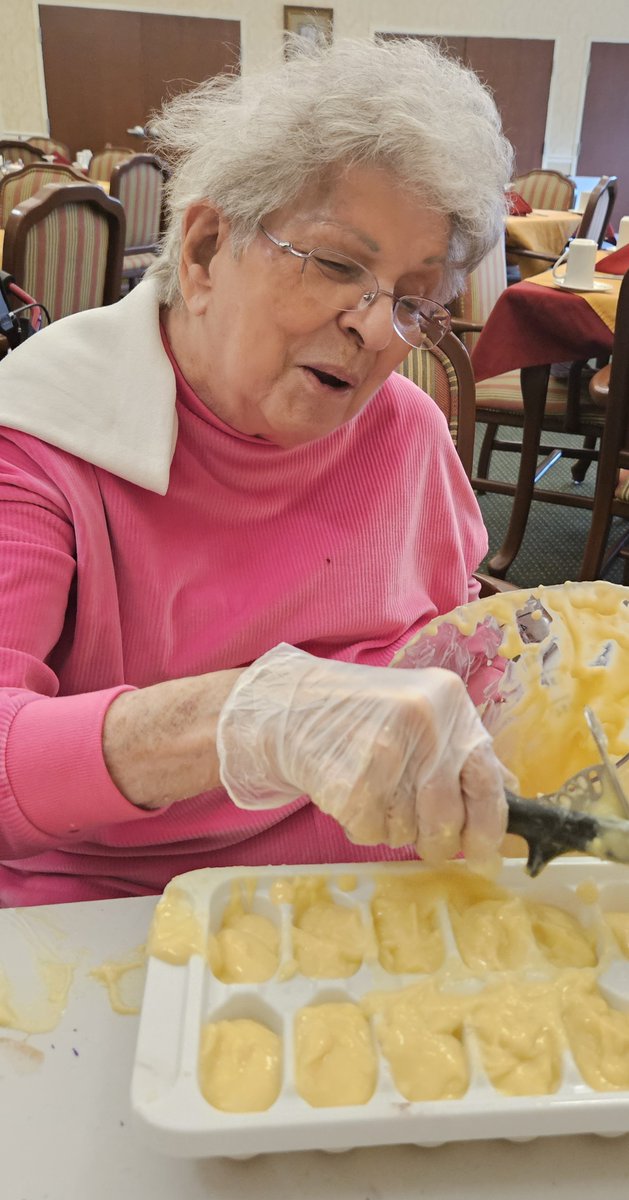 We enjoyed making "Pudding pops" and enjoyed sharing them with all!