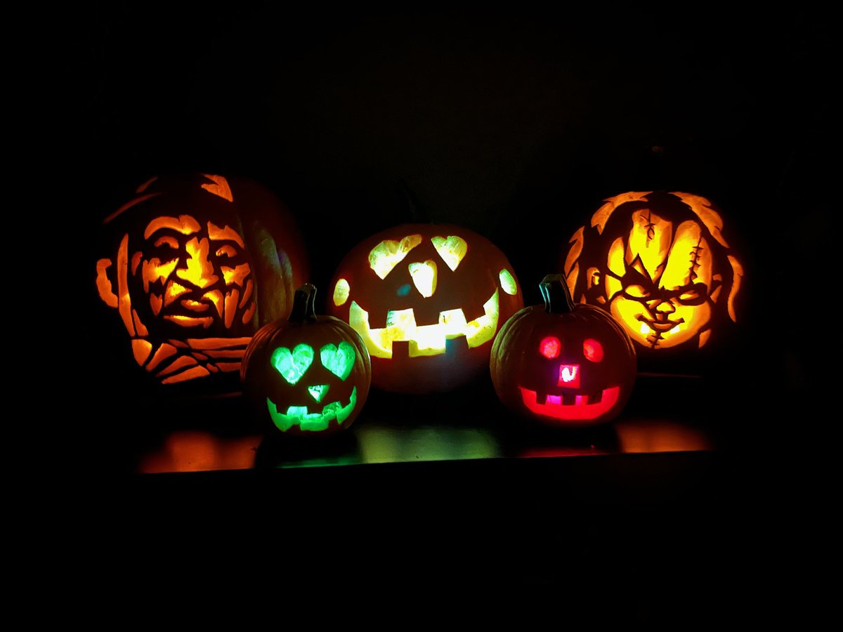 happy halloween 👀🦙🔥💜