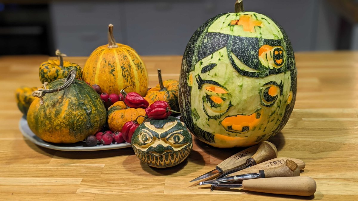Healthjoy's tweet photo. Happy Halloween! 

Congrats the winners of HealthJoy's annual Carving Contest!

🥇 Scariest Pumpkin: Oleh Sverdlov — zombie JOY pumpkin 
🥇 Funniest Pumpkin: Liudmyla Drozhzhyna — laughing pumpkin
🥈 HM: Robert Link (raven pumpkin) and Vinson Tanner (French Bulldog pumpkin) https://t.co/YmCIPHhuP3
