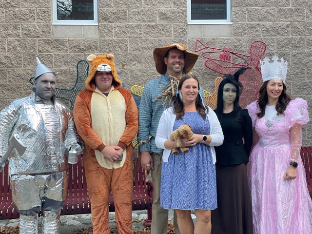 Spectrum School (@spectrumthunder) on Twitter photo “We are off to see the Wizard the wonderful Wizard of Oz”.
Have a happy and safe Halloween 🎃 <a href="/SpectrumThunder/">Spectrum School</a> <a href="/sd61schools/">Greater Victoria School District</a> “We are off to see the Wizard the wonderful Wizard of Oz”.
Have a happy and safe Halloween 🎃 <a href="/SpectrumThunder/">Spectrum School</a> <a href="/sd61schools/">Greater Victoria School District</a>