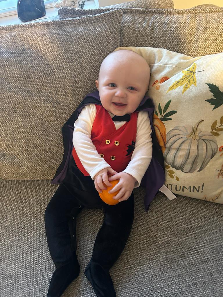 If Carlsberg did gorgeous grandsons…?? ❤️❤️🎃🎃
