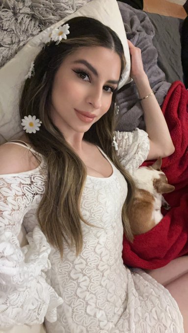 Dying for something real #LanaDelRey https://t.co/E9WAOIHcOF<a href="/tag/lanadelrey"class="tags">#LanaDelRey</a>