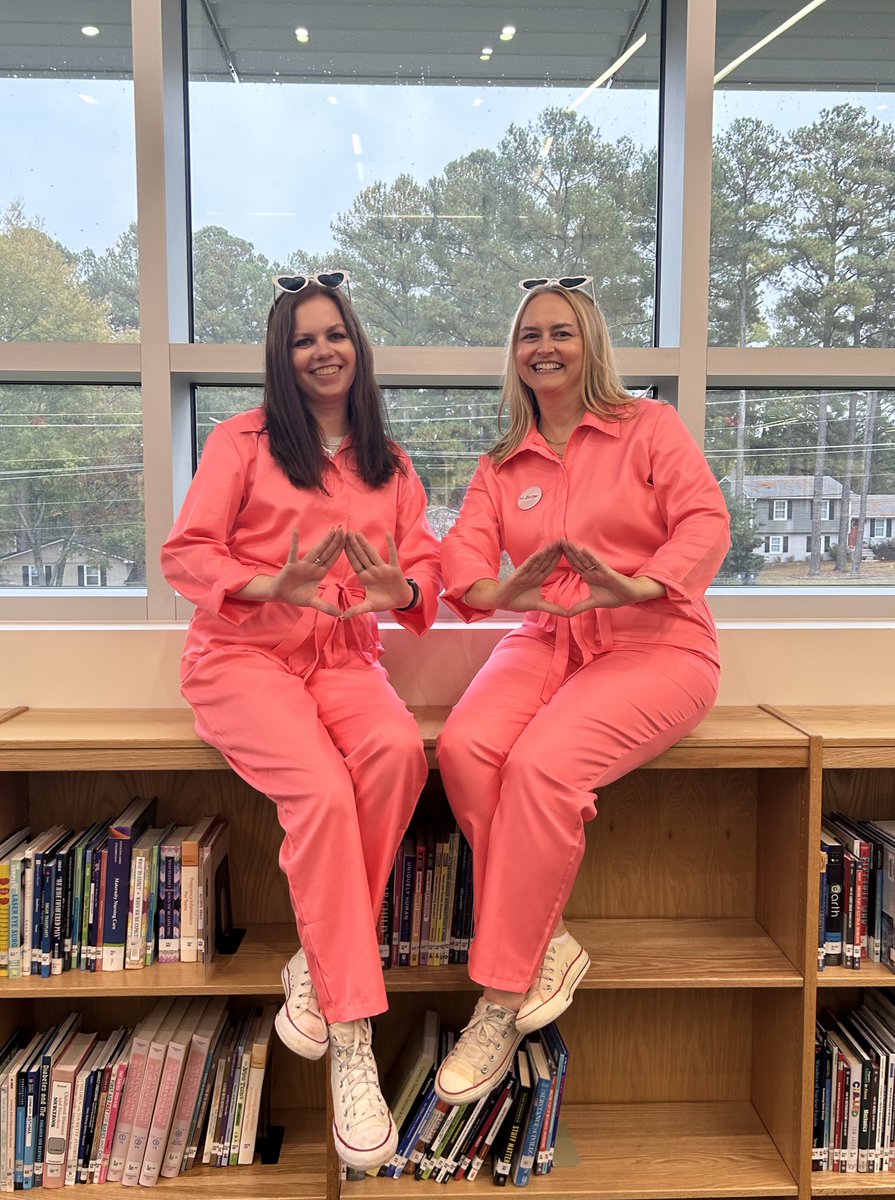 ApexHSLibrary's tweet image. Hi Barbie! 👋