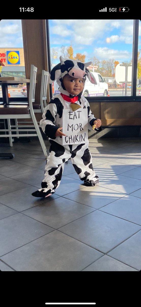 My little nugget !! <a href="/ChickfilA/">Chick-fil-A, Inc.</a> #HappyHalloween