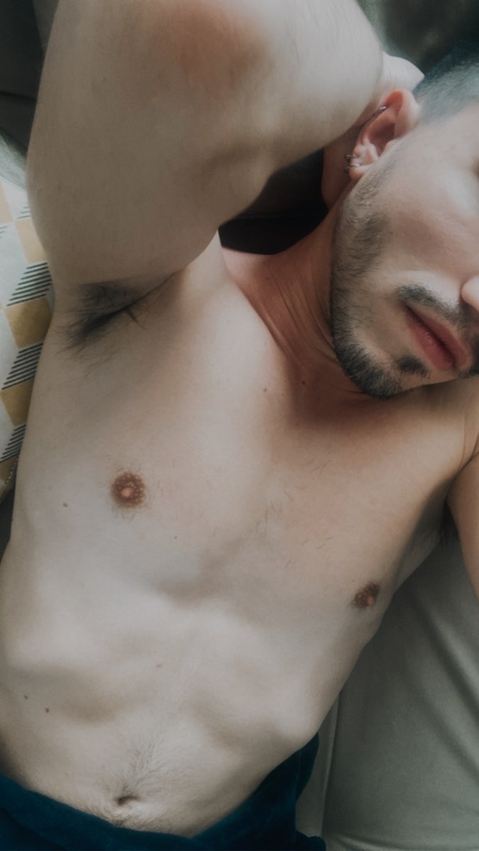 twinkonabike's tweet photo. I’ve been away for a while… hope this sweaty and musky pit might be enough for you to pardon my abscence https://t.co/BdSzwIF8rm