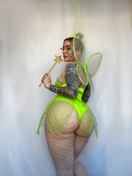 A thick tinkerbell ✨ https://t.co/kEBhzUgjfH