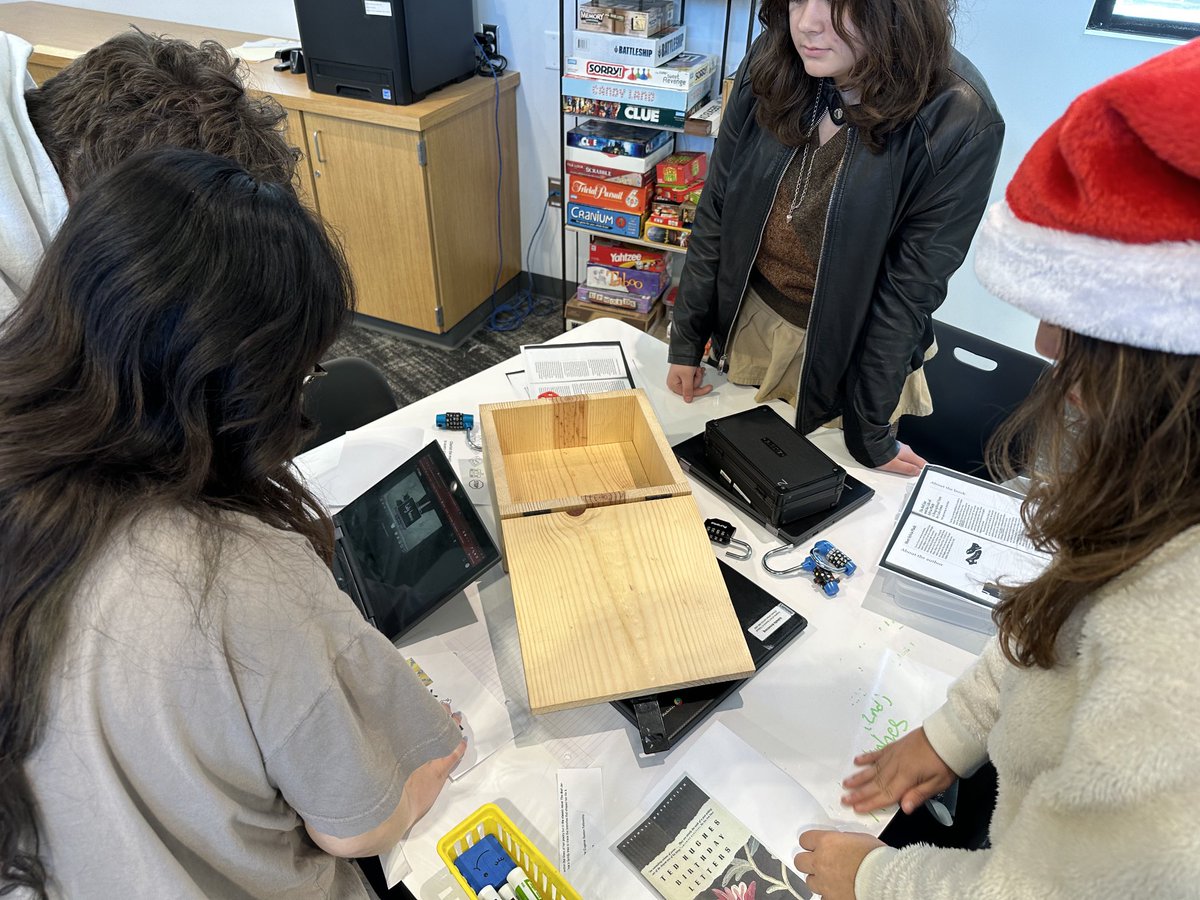 LSHS Library tweet media