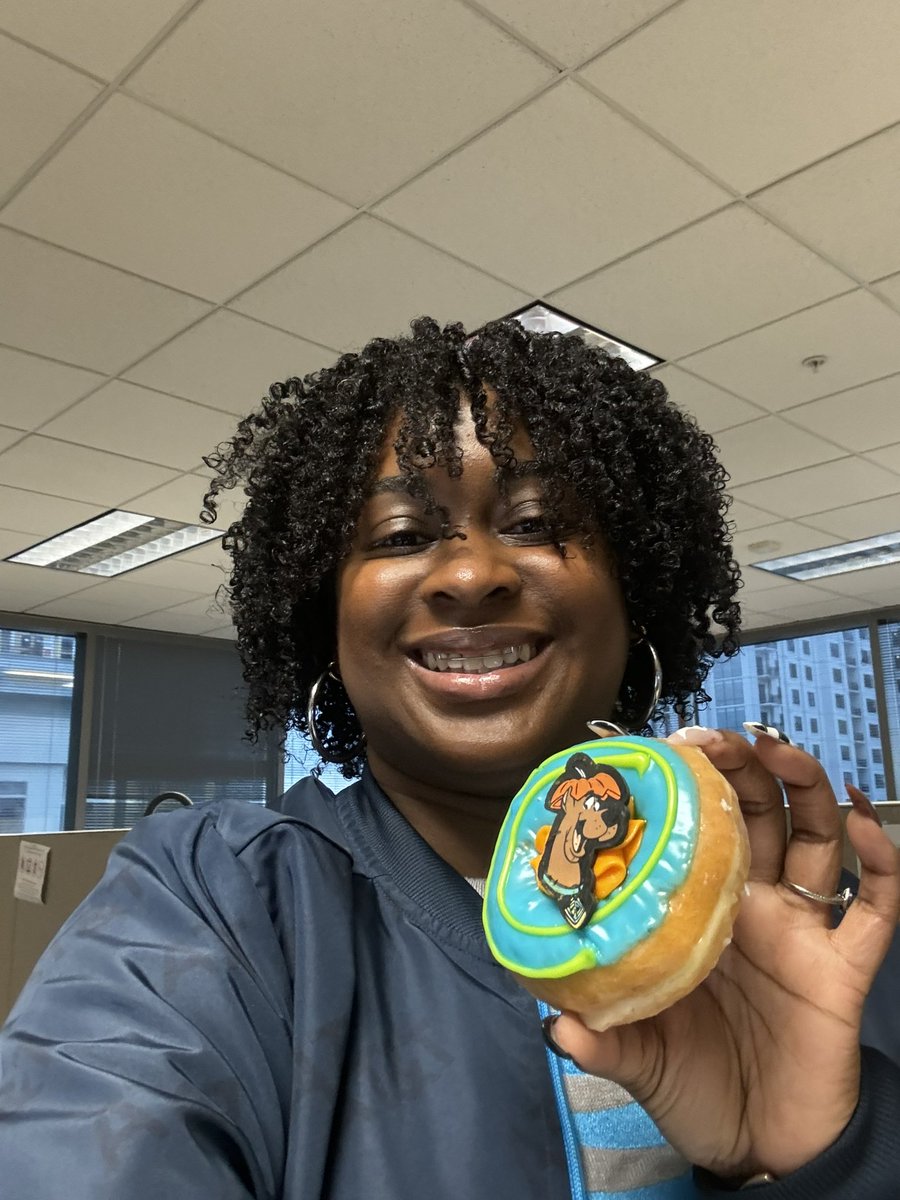 Elika Lemons tweet media