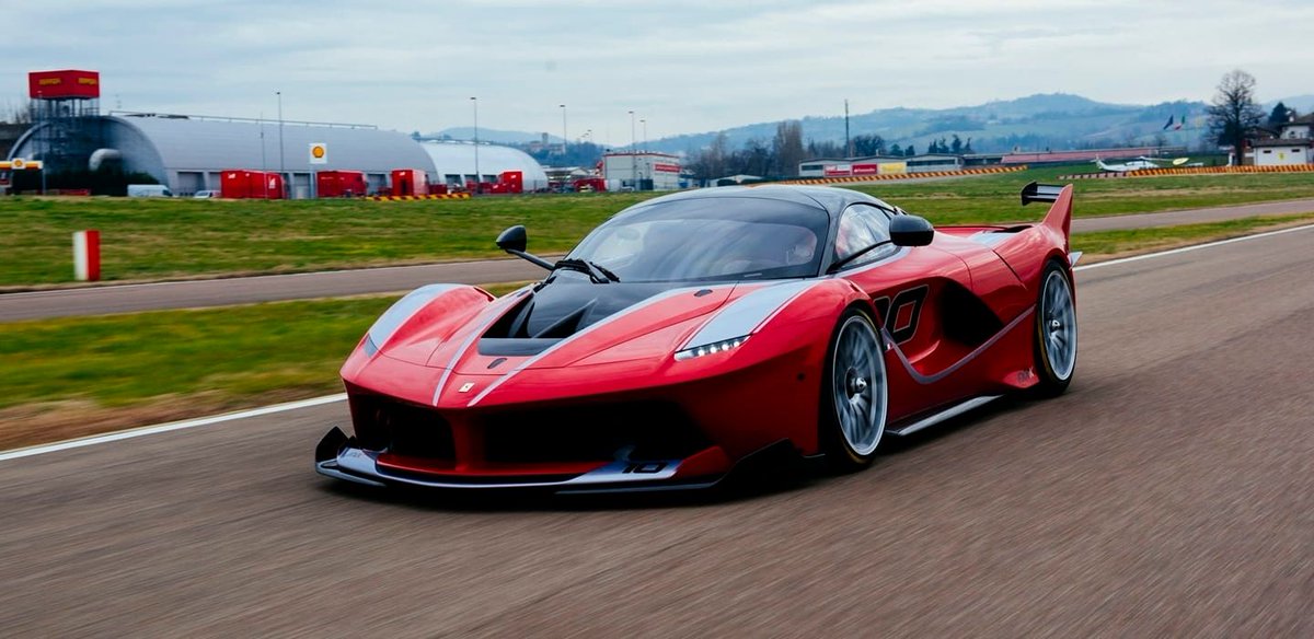 SupCarUniverse's tweet photo. Have you witnessed the incredible performance of the Ferrari FXXk? This exceptional machine boasts an astonishing 1000 horsepower and is equipped with a cutting-edge KERS system. Prepare to be amazed! #FerrariPower #UnleashTheBeast ๐๏ธ๐ฅ https://t.co/5ZxZ5A2IO4