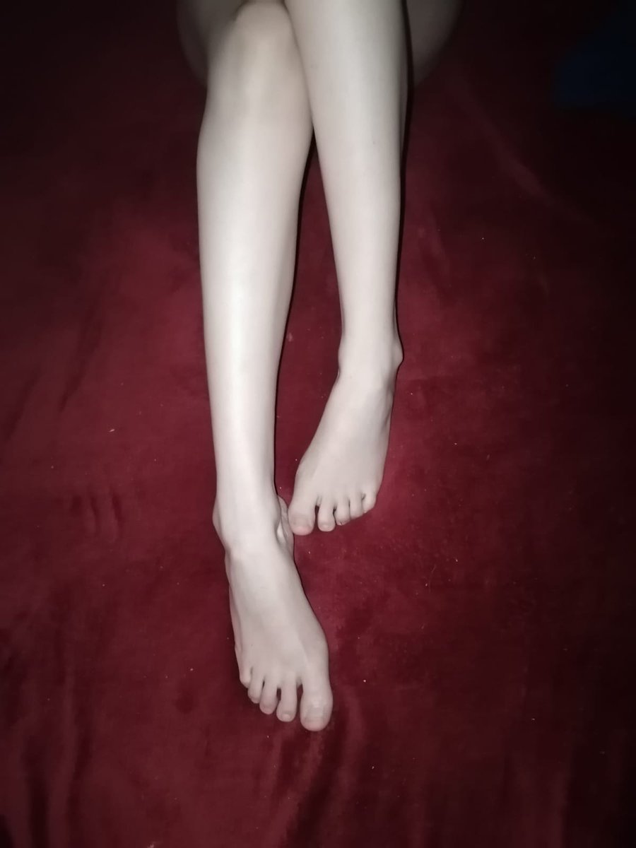 KindredSpirit_x's tweet photo. @Feetfinder https://t.co/kHCo52d5JQ