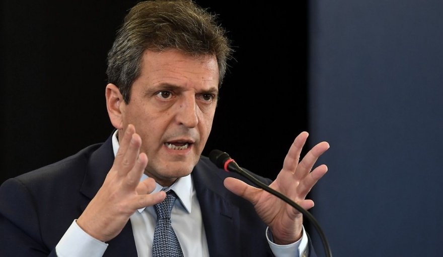 LaLetraChicaOk's tweet image. Massa le paró el carro a Bullrich: “Si explota todo, perdemos los argentinos”
📌n9.cl/223h0

#Tajante