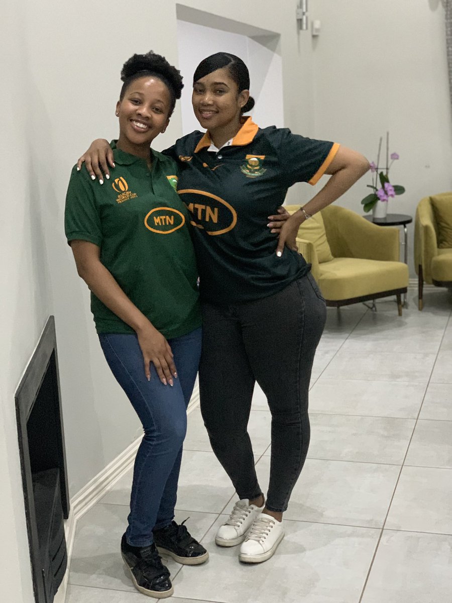 thato_mayongo's tweet photo. October Photo Dump✨ https://t.co/KJhq1cgil4