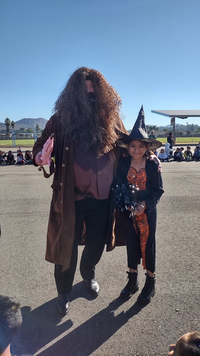 Happy Halloween from Hogwarts (Meridian) @MeridianCVUSD @ALee_CVUSD @BeableEducation @CajonValleyUSD @ChristineSphar @davidmiyashiro @EdHidalgoSD @Maestra_VRocha @mrcolemancvusd @S_Smith_1st