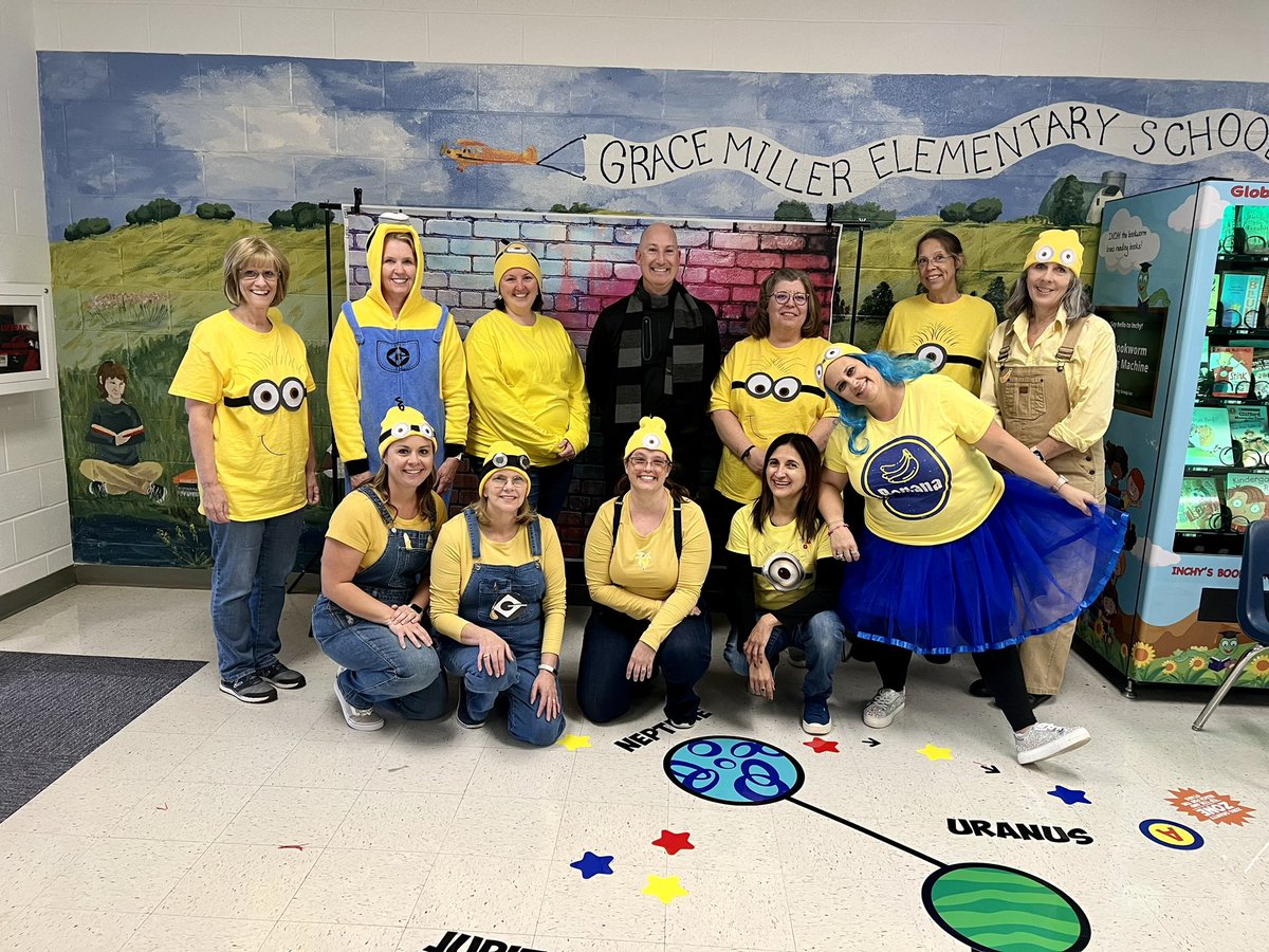 Gru and the Minions @GraceMillerES1. Happy Halloween! @FCPS1News